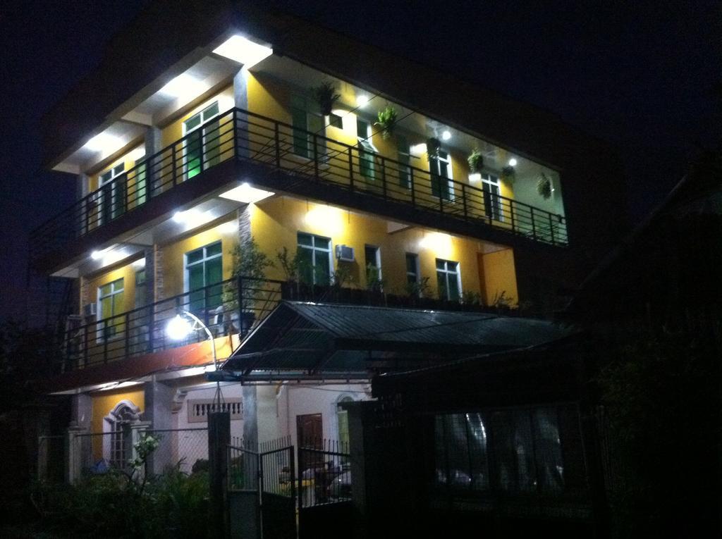 Aranas-Carillo Travellers Inn Kalibo Eksteriør bilde