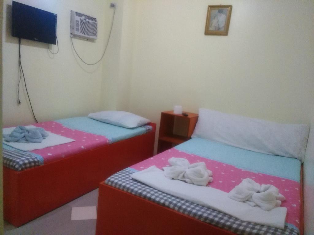 Aranas-Carillo Travellers Inn Kalibo Rom bilde