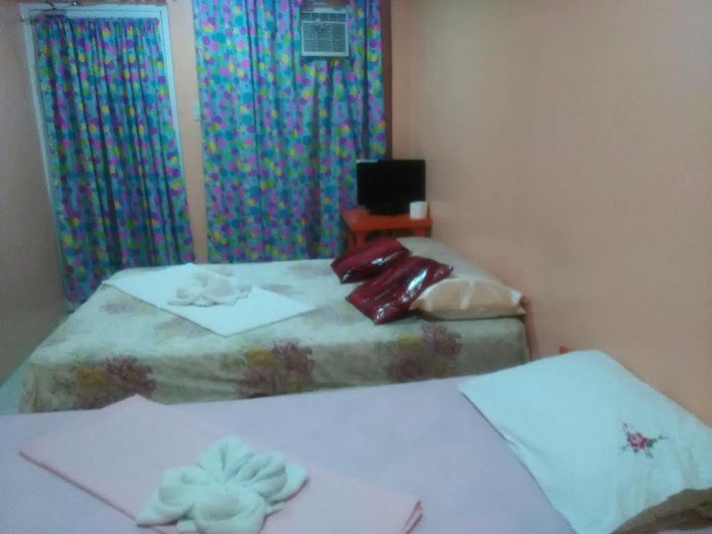 Aranas-Carillo Travellers Inn Kalibo Eksteriør bilde
