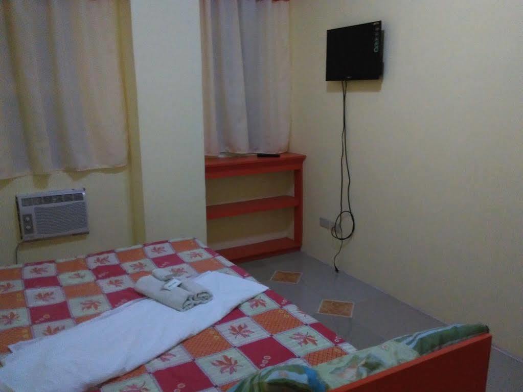 Aranas-Carillo Travellers Inn Kalibo Eksteriør bilde